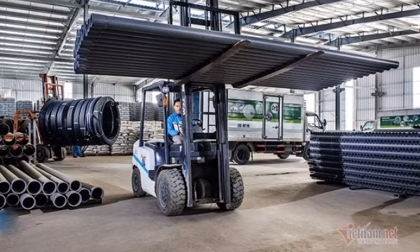 Con số báo động, mỗi tháng hơn 13 nghìn doanh nghiệp rút lui khỏi thị trường