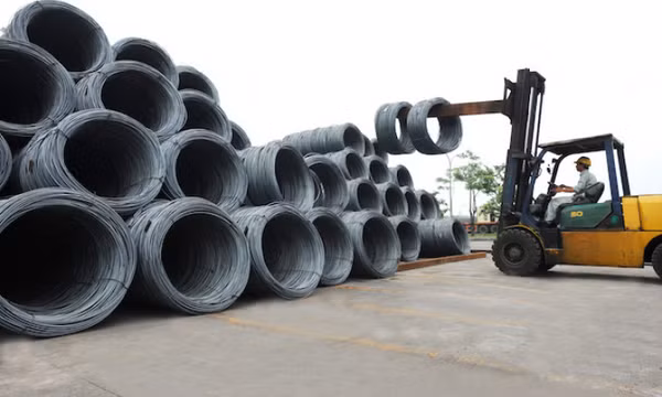 Giá thép tăng phi mã: "Giọt nước tràn ly" với thị trường bất động sản