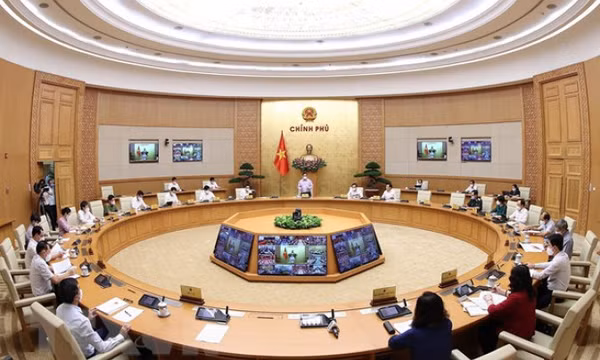 Thủ tướng Phạm Minh Chính triệu tập hội nghị trực tuyến toàn quốc ‘chống dịch như chống giặc’