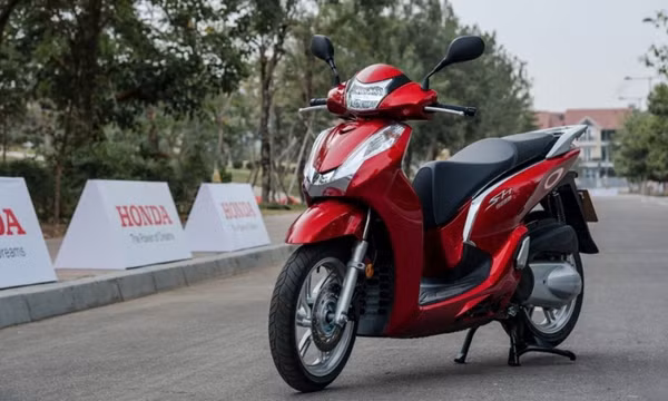 Triệu hồi hơn 1.300 xe Honda SH300i tại Việt Nam