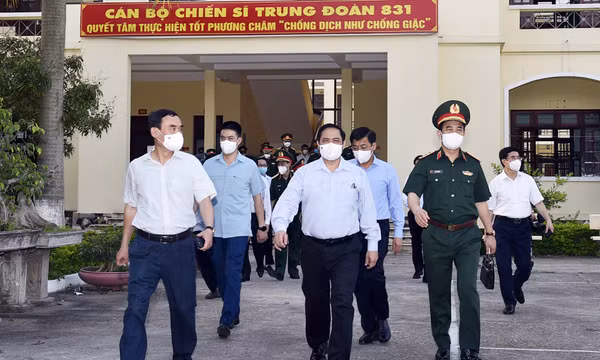 Thủ tướng chỉ đạo tổng tiến công toàn lực, thần tốc để chặn đứng dịch COVID-19