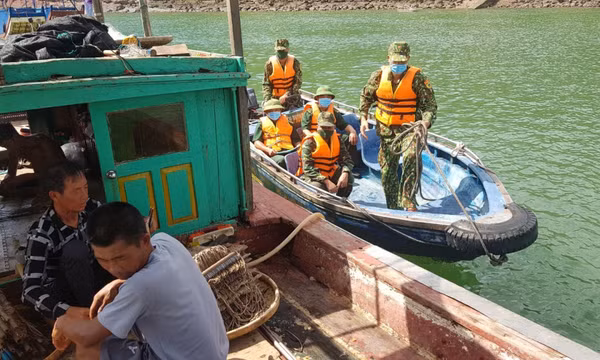 Đảm bảo an toàn cho ngư dân