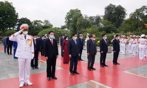 Lãnh đạo Đảng, Nhà nước vào Lăng viếng Chủ tịch Hồ Chí Minh