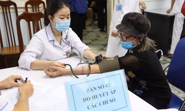 Chăm sóc người cao tuổi dựa vào cộng đồng
