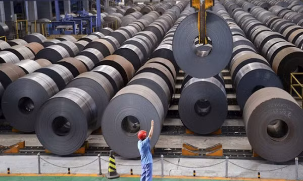 Giá thép cuộn đồng loạt tăng