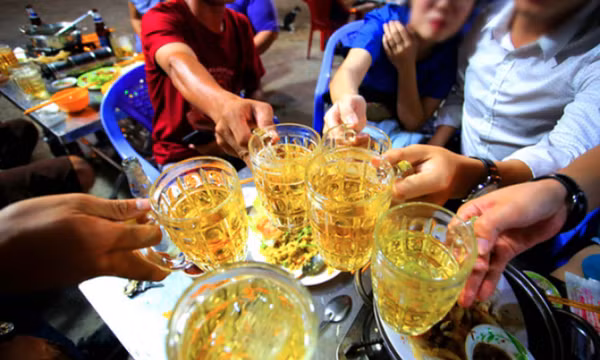Tiêu thụ rượu bia tại Việt Nam tăng