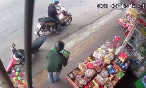 Hai người ở TP Thủ Đức chuyên cướp bia về ăn nhậu