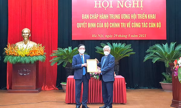 Đồng chí Lương Quốc Đoàn giữ chức Chủ tịch T.Ư Hội Nông dân Việt Nam