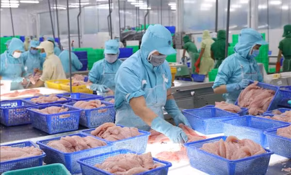 Kinh tế 9 tháng: Xuất khẩu tăng trưởng trong khó khăn