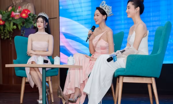 Hoa hậu là một nghề, sắc đẹp có phải tài năng?