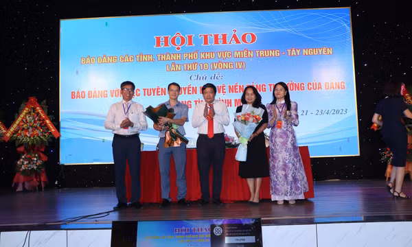 Hội thảo Báo Đảng các tỉnh, thành phố khu vực miền Trung - Tây Nguyên, lần thứ 10 (vòng 4): Báo Đảng với việc tuyên truyền bảo vệ nền tảng tư tưởng của Đảng trong tình hình mới