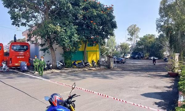 Công an khám xét hàng loạt Trung tâm đăng kiểm ở Lâm Đồng