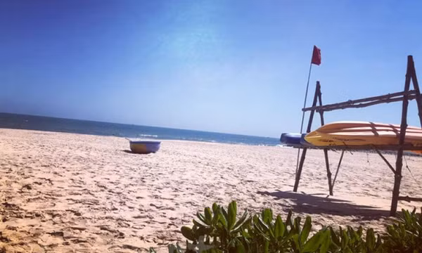Đông Bắc Bộ nhiều mây, sáng có mưa nhỏ, trưa chiều giảm mây trời nắng