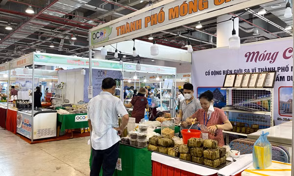 Du lịch ẩm thực Móng Cái
