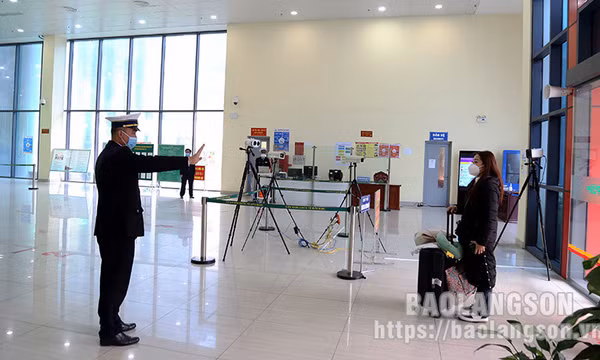 Phòng dịch bệnh COVID-19 tại cửa khẩu: Lạng Sơn tăng cường giám sát