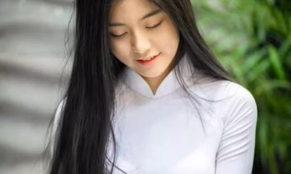 Kiểu tóc mặc áo dài đi tiệc tăng độ duyên dáng cho phái đẹp