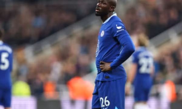 Juventus chiêu mộ trung vệ Chelsea
