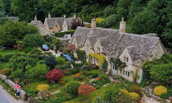 Bibury, ngôi làng cổ đẹp nhất Vương quốc Anh