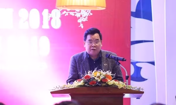 Bắt tạm giam nguyên Phó Tổng Biên tập một tạp chí về tội lừa đảo