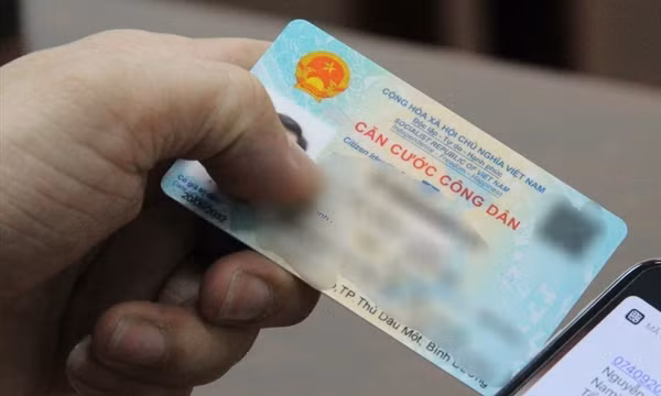 Chờ hướng dẫn để thí điểm bằng lái xe tích hợp tài khoản định danh điện tử