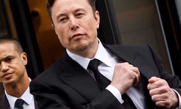 Elon Musk dọa kiện Microsoft