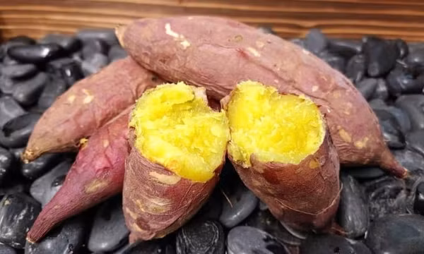 Khoai lang: Cực tốt nhưng cũng rất hại nếu ăn quá nhiều