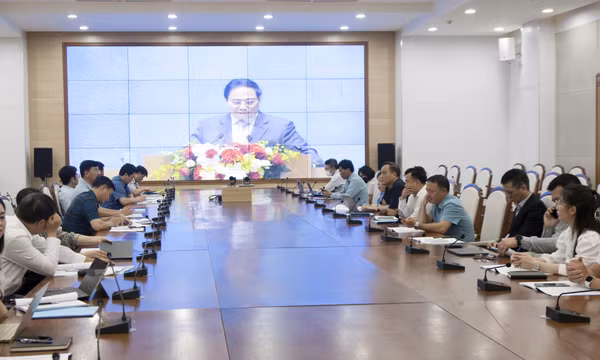 Thủ tướng Chính phủ gặp mặt các nhà đầu tư nước ngoài