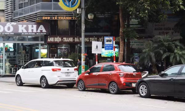 Nan giải bài toán thiếu bãi đỗ xe đô thị 