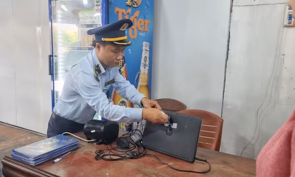 Khách tố 'chặt chém', nhà hàng hải sản bị phạt hơn 20 triệu đồng