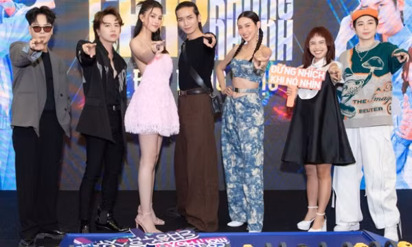Tiểu Vy: 'Tôi muốn mình bớt nhạt'