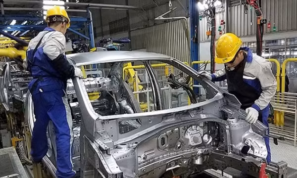 Đề xuất gia hạn 4 tháng thuế tiêu thụ đặc biệt với ôtô sản xuất, lắp ráp trong nước