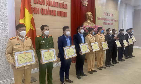 Tổng kết công tác đảm bảo trật tự ATGT năm 2021