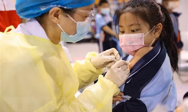 Chuyên gia: Trung Quốc có thể đạt miễn dịch cộng đồng vào cuối 2021