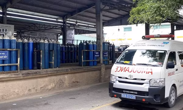 Thủ tướng Chính phủ chỉ đạo bảo đảm nguồn oxy phục vụ điều trị bệnh nhân COVID-19