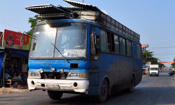 20.000 phương tiện ôtô phải nộp lại biển số