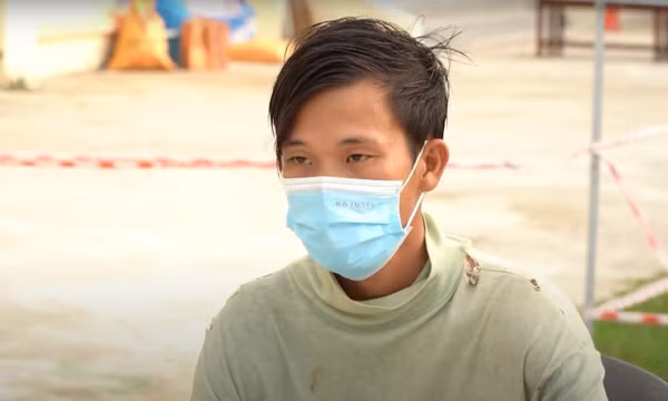 Bắt giữ cha dượng hành hạ bé gái 3 tuổi đến chết