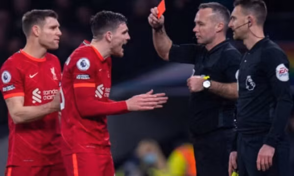 Bị hoãn trận đấu do Covid-19, Liverpool tổn thất lớn ngày gặp Chelsea