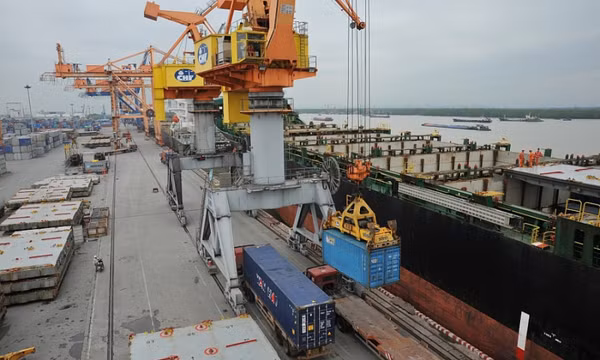 Năm 2021, phấn đấu tăng trưởng xuất khẩu đạt 8%