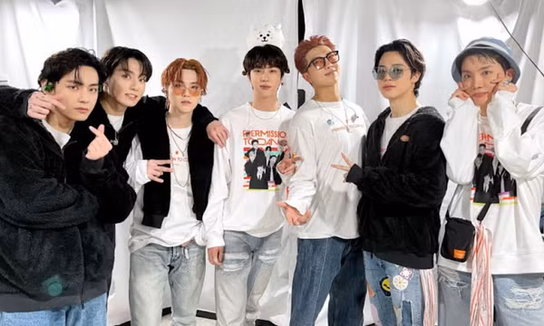 BTS lập kỷ lục mà chỉ Michael Jackson làm được cách đây 37 năm