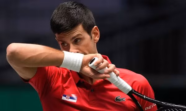 Djokovic bị Australia từ chối miễn trừ y tế