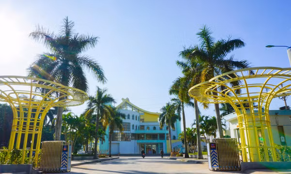 Xây dựng thành phố giàu đẹp, văn minh, nghĩa tình
