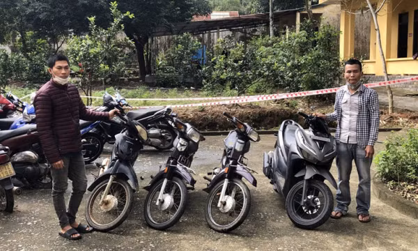 Lợi dụng dịch bệnh, 2 đối tượng trộm 4 xe máy