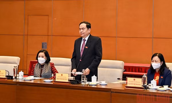 Gặp mặt 55 đại biểu điển hình tiên tiến “Vì nạn nhân chất độc da cam”