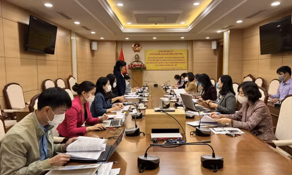 Đoàn Đại biểu Quốc hội tỉnh giám sát chuyên đề việc sắp xếp các đơn vị hành chính cấp huyện, xã giai đoạn 2019-2021