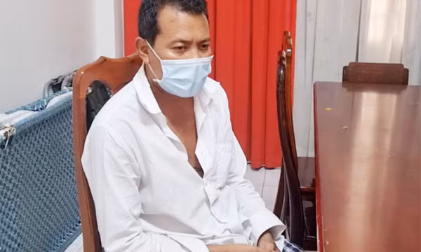 Xóa ổ bạc, phát hiện 5 ca nghi nhiễm COVID-19
