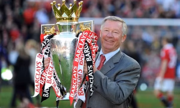 Sir Alex Ferguson và 80 mùa xuân đầy những chiến tích hiển hách