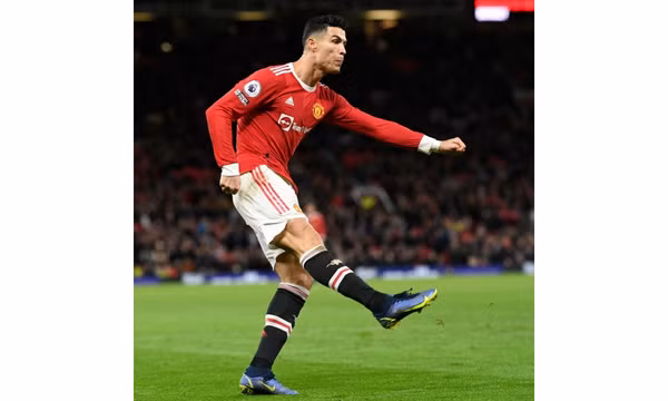 Ronaldo nhanh chóng chốt tương lai ở M.U