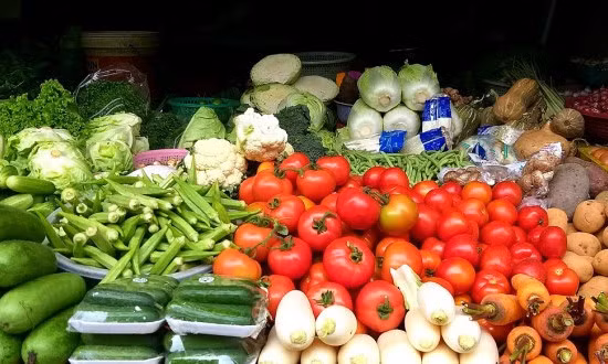 Giá cà chua tăng thẳng đứng