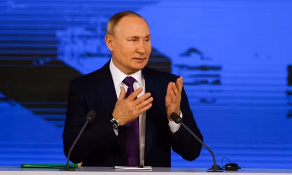 Tổng thống Nga Putin nói Sputnik V đạt hiệu quả cao trước Omicron
