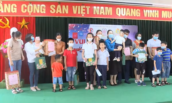 Chung tay bảo vệ chăm sóc trẻ em trong đại dịch
